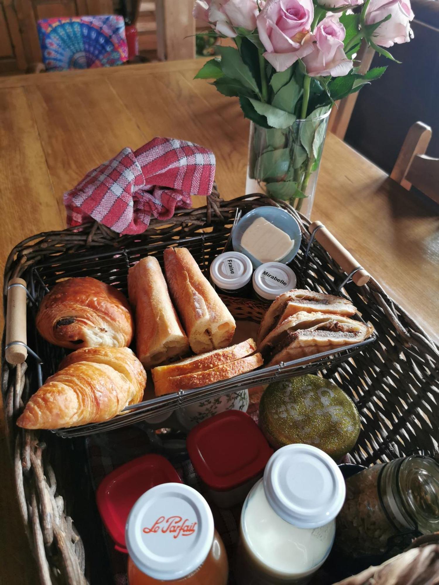 La Bulle Des Champs Bed & Breakfast Champmotteux Phòng bức ảnh